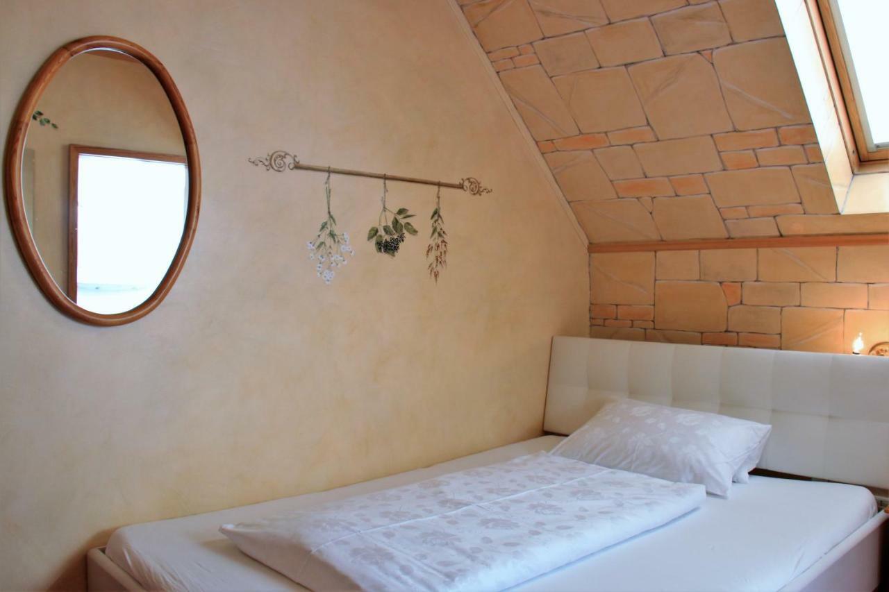 Studentenmuehle Hotel - Restaurant Nomborn Екстер'єр фото